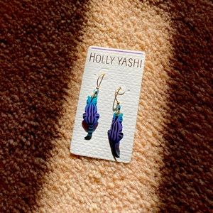 Cat earrings with gold posts